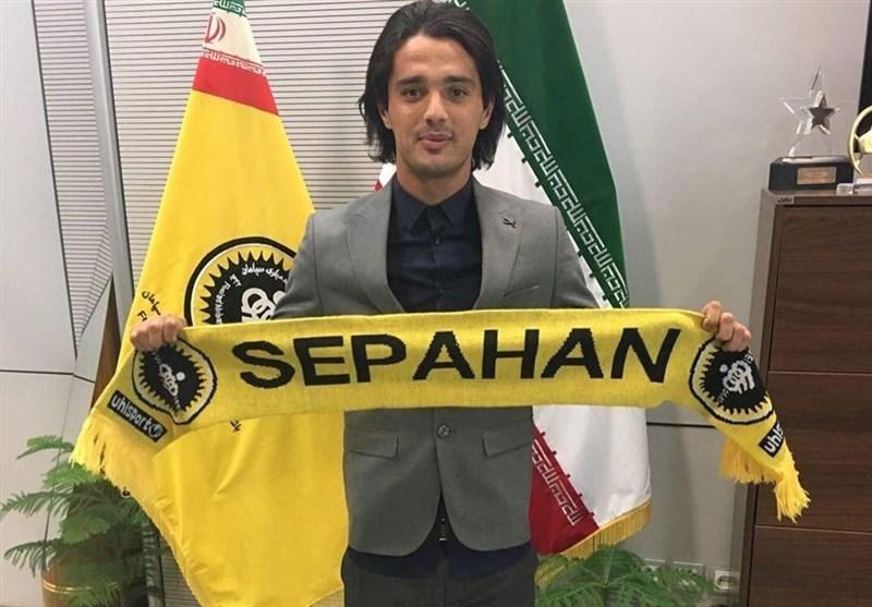 توافق سپاهان و شارلوا، نورافکن شاگرد قلعه نویی شد توافق سپاهان و شارلوا، نورافکن شاگرد قلعه نویی شد